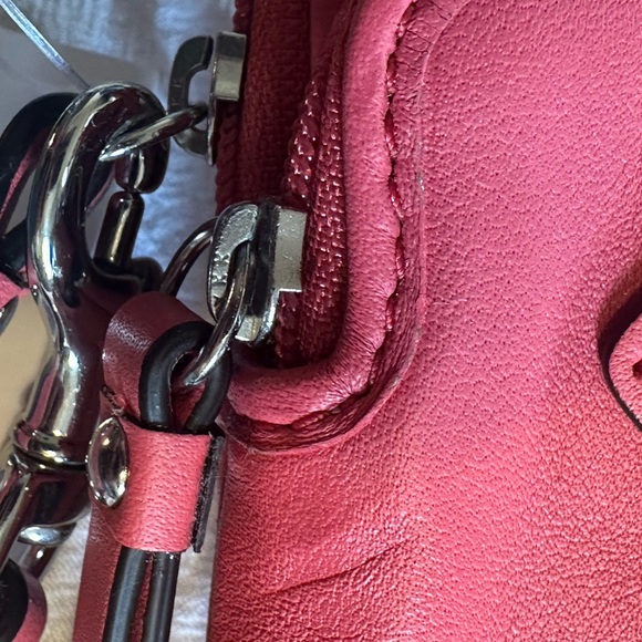 VTG NWT Coach Coral Pink Daisy Wristlet Clutch